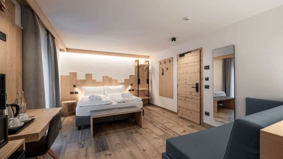 Camera tripla superior